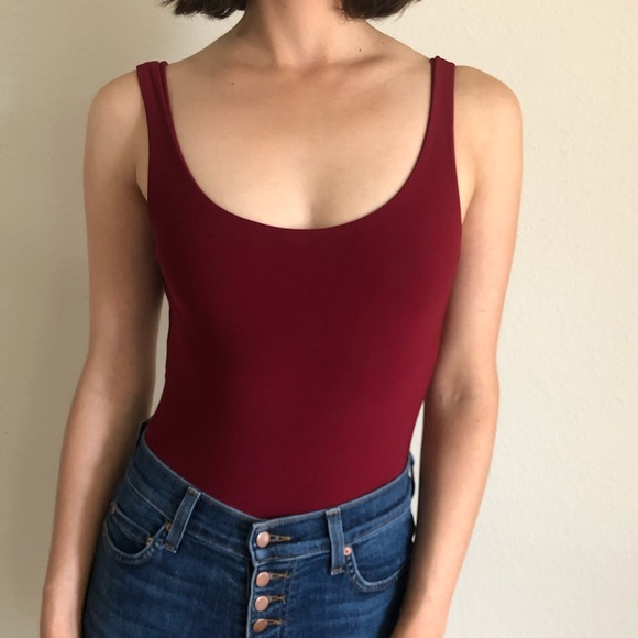 Red tank top body suit - Picture 4 of 4